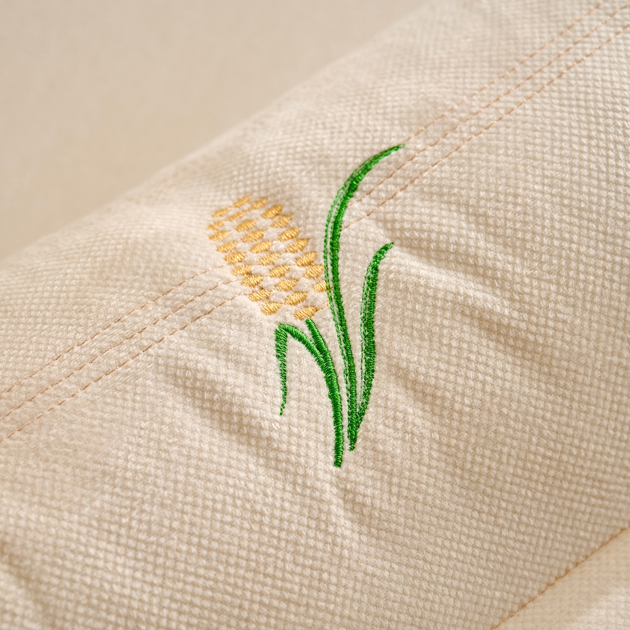 91家纺网 家纺一手货源 找家纺 鼎晟纺 2025新款御麦分区定型枕学生枕芯成人枕头护颈枕 御麦-高枕一对装