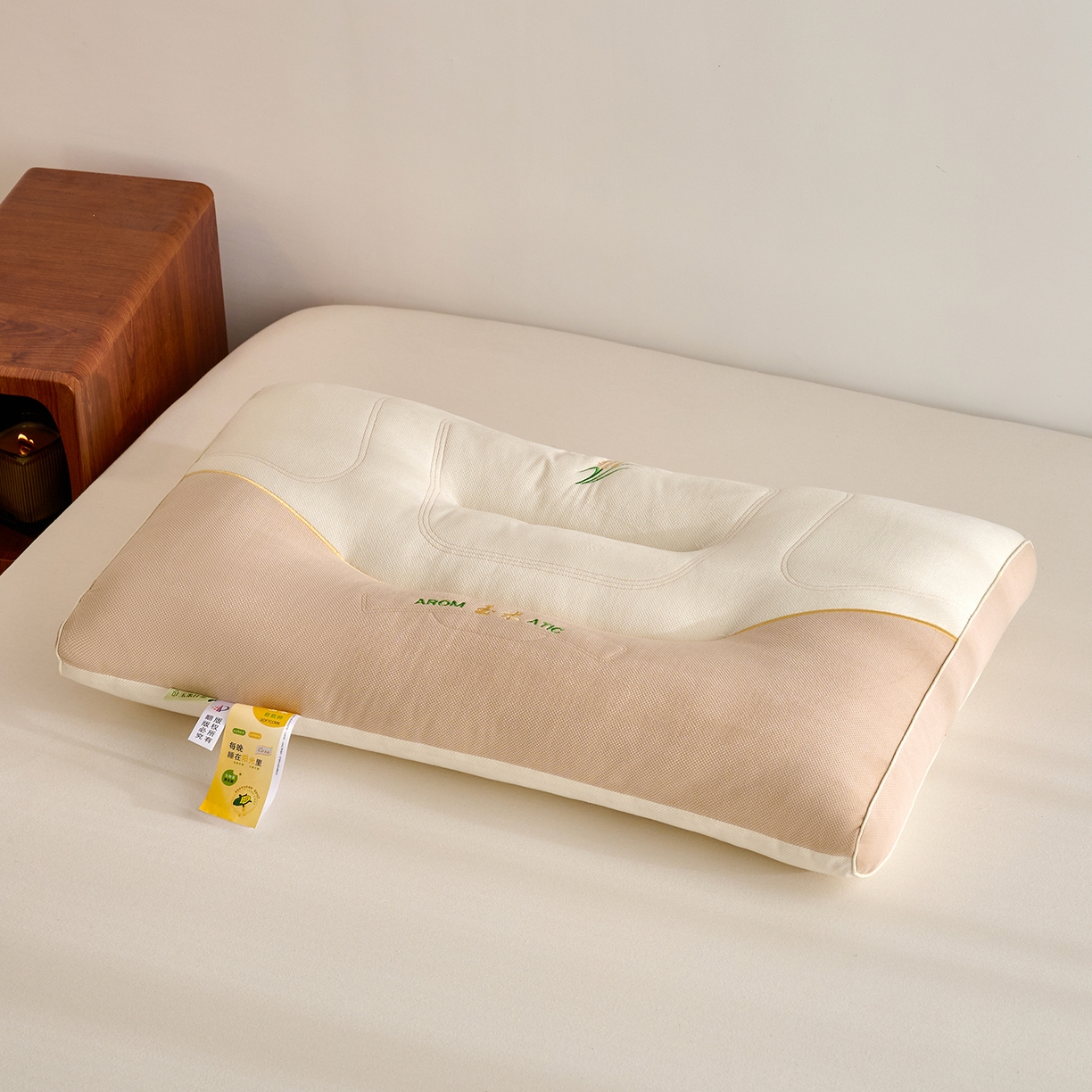 91家纺网 家纺一手货源 找家纺 鼎晟纺 2025新款御麦分区定型枕学生枕芯成人枕头护颈枕 御麦-低枕单只装