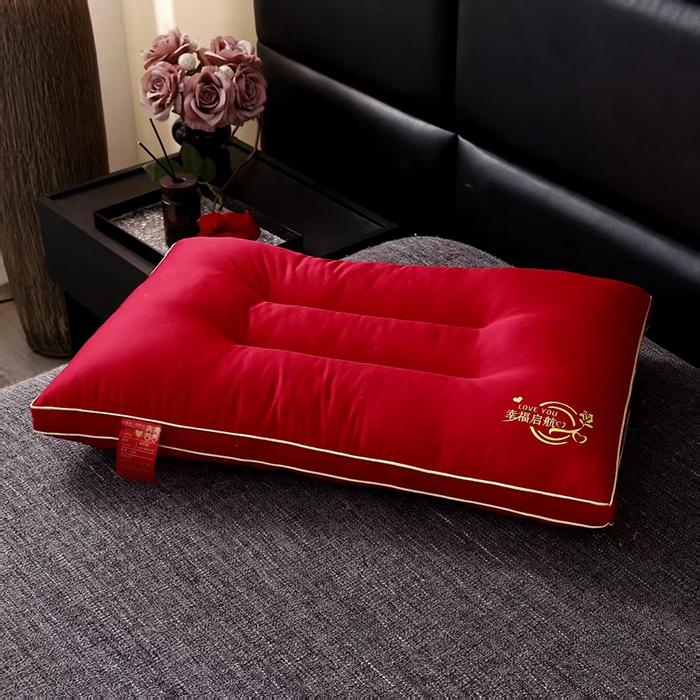 91家纺网 家纺一手货源 找家纺 （总）宇诺家纺 2025新款婚庆系列枕头枕芯-幸福启航