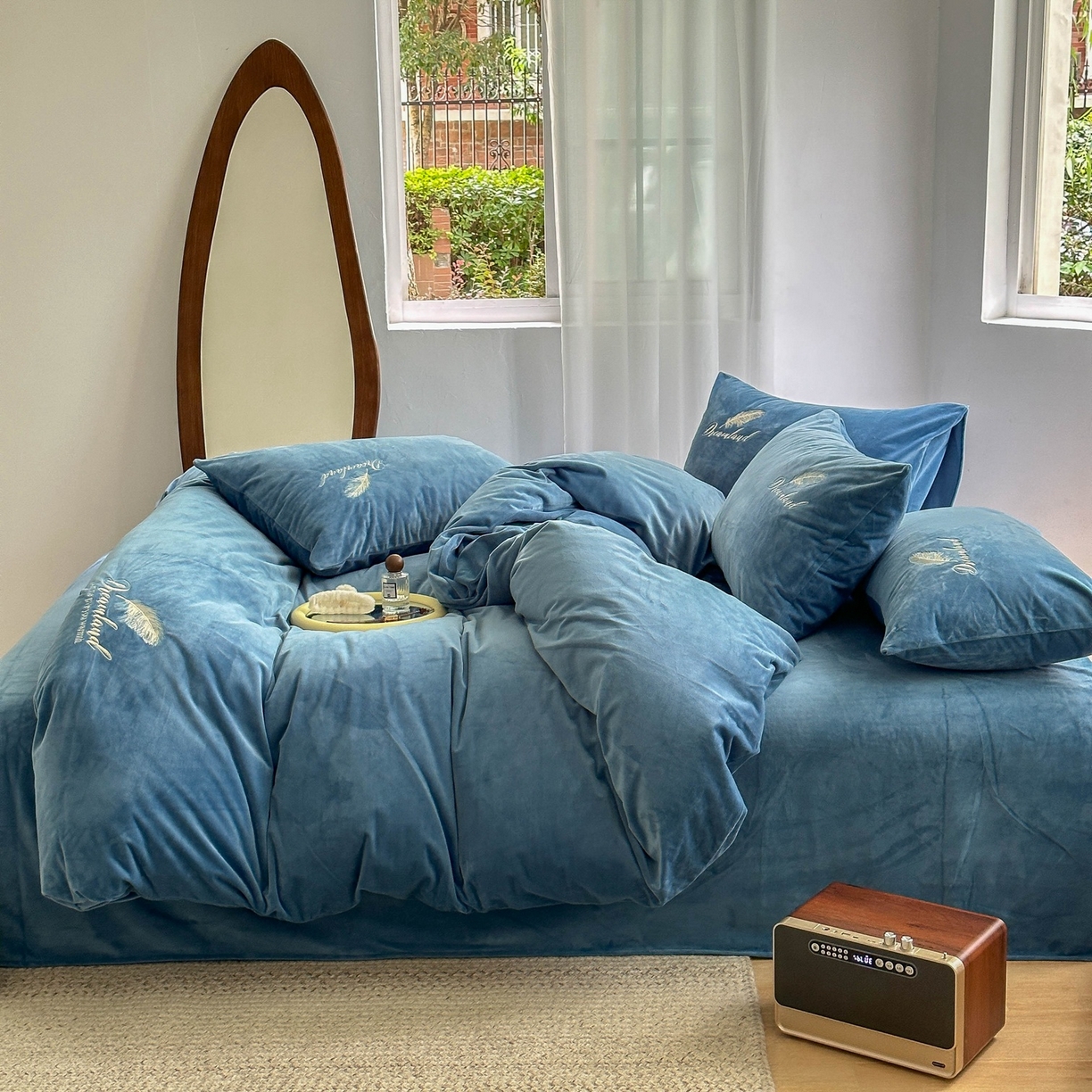 91家纺网 家纺一手货源 找家纺 （总）爱彼家纺 2026新款羽毛水晶绒四件套-系列四