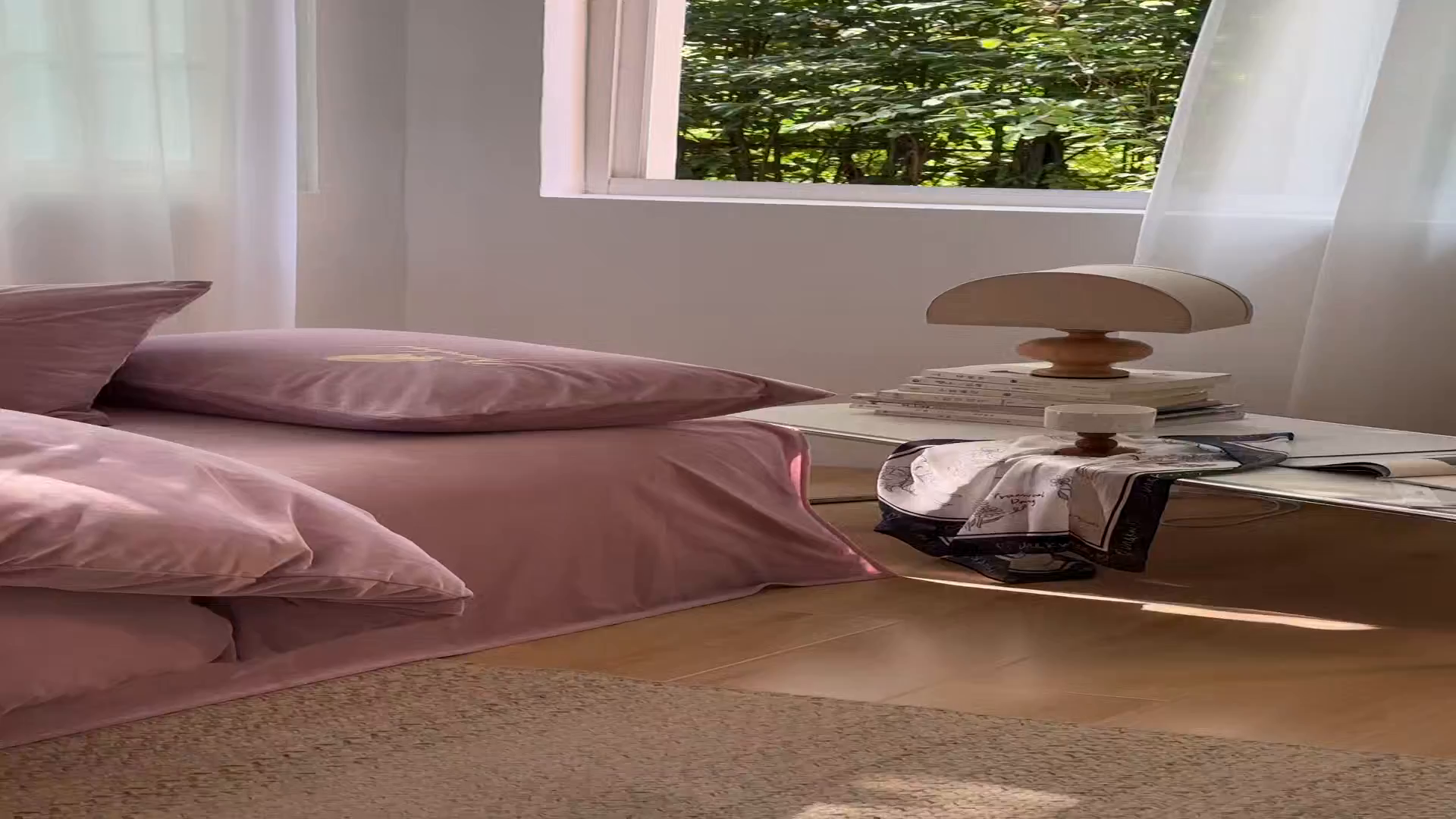 91家纺网 家纺一手货源 找家纺 爱彼家纺 2026新款羽毛水晶绒四件套-系列四 羽毛-浅紫