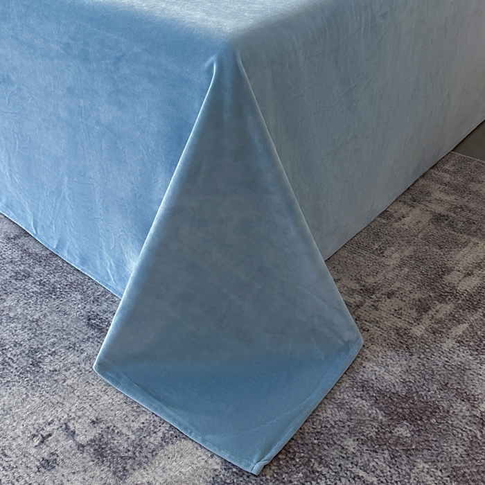 91家纺网 家纺一手货源 找家纺 爱彼家纺 2026新款简约水晶绒四件套羽毛-系列三 羽毛-浅蓝