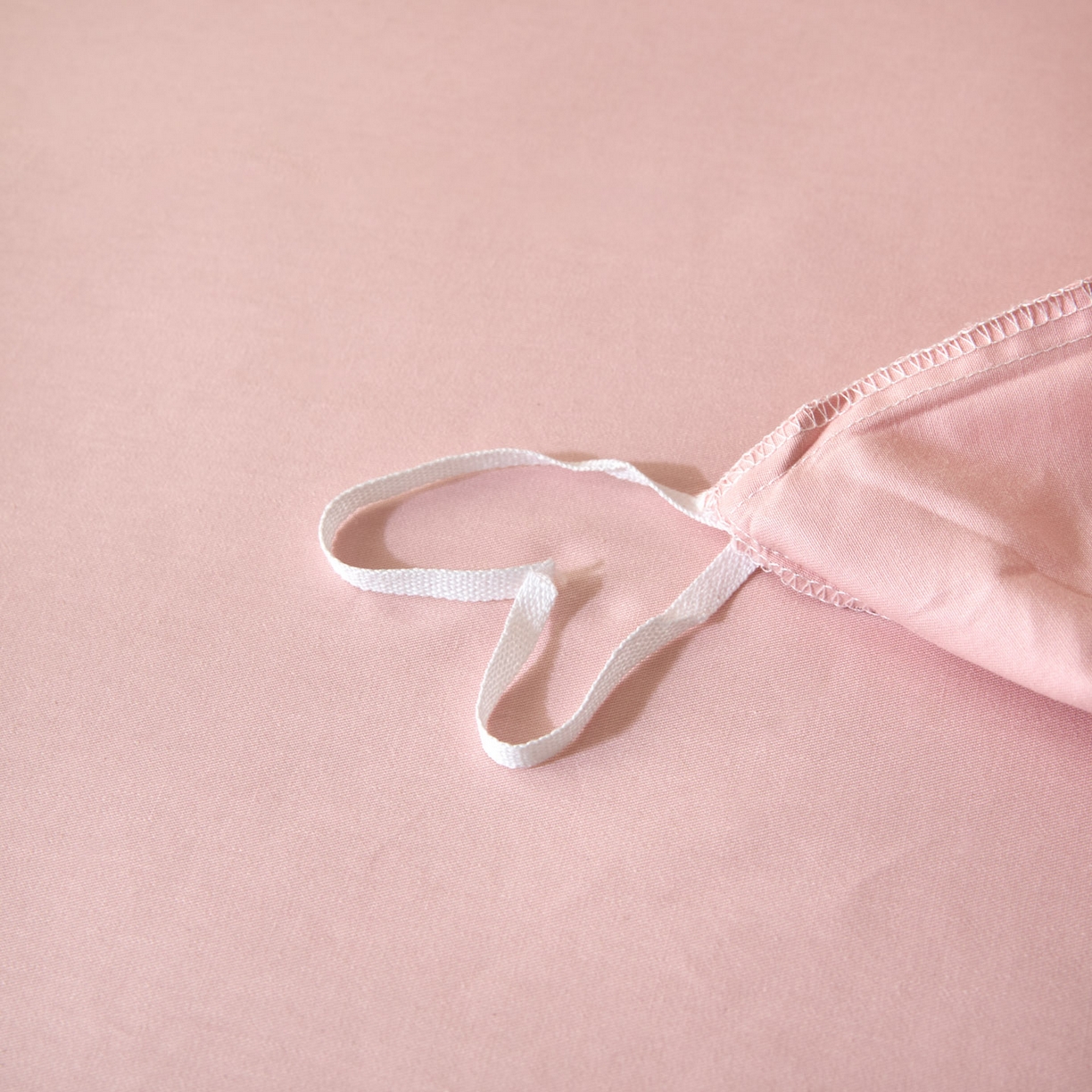 91家纺网 家纺一手货源 找家纺 泽西家纺+V17798841158发大图 2026新品A类全棉13376简约纯色双拼全棉四件套单被套枕套三件套 浅喜粉