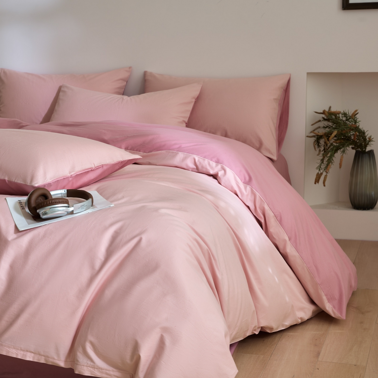 91家纺网 家纺一手货源 找家纺 泽西家纺+V17798841158发大图 2026新品A类全棉13376简约纯色双拼全棉四件套单被套枕套三件套 浅喜粉+暖豆沙