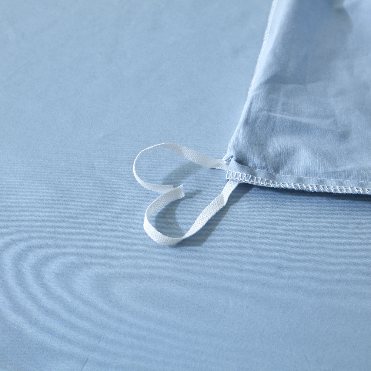 91家纺网 家纺一手货源 找家纺 泽西家纺+V17798841158发大图 2026新品A类全棉13376简约纯色双拼全棉四件套单被套枕套三件套 水雾蓝