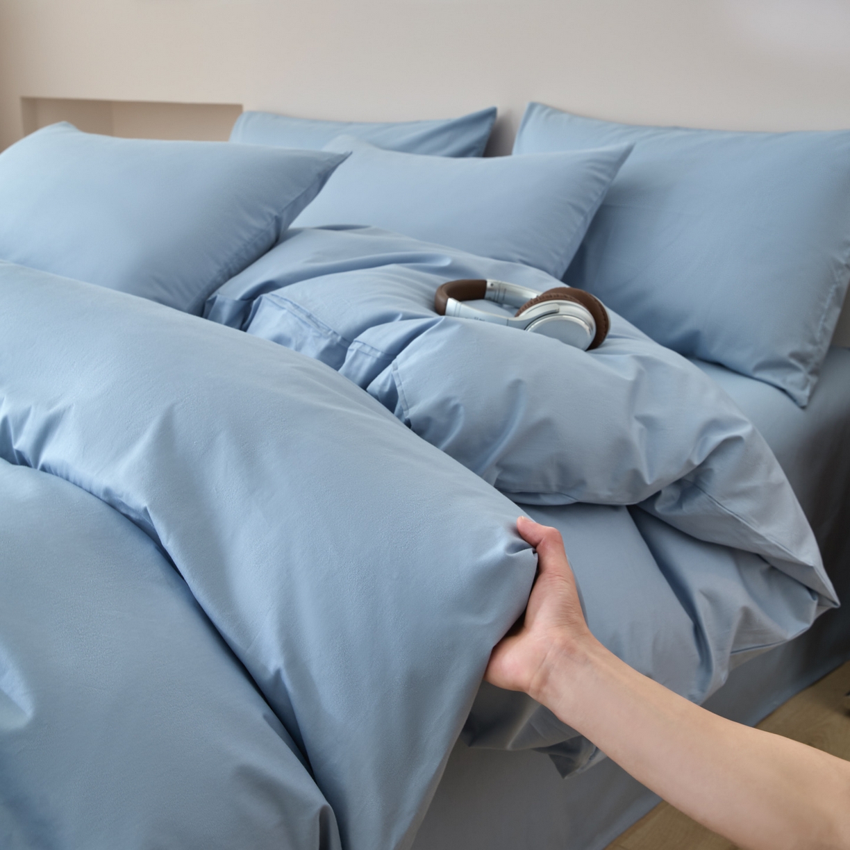 91家纺网 家纺一手货源 找家纺 泽西家纺+V17798841158发大图 2026新品A类全棉13376简约纯色双拼全棉四件套单被套枕套三件套 水雾蓝