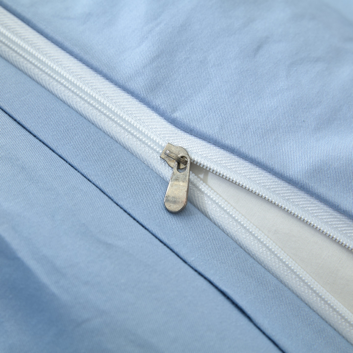 91家纺网 家纺一手货源 找家纺 泽西家纺+V17798841158发大图 2026新品A类全棉13376简约纯色双拼全棉四件套单被套枕套三件套 水雾蓝