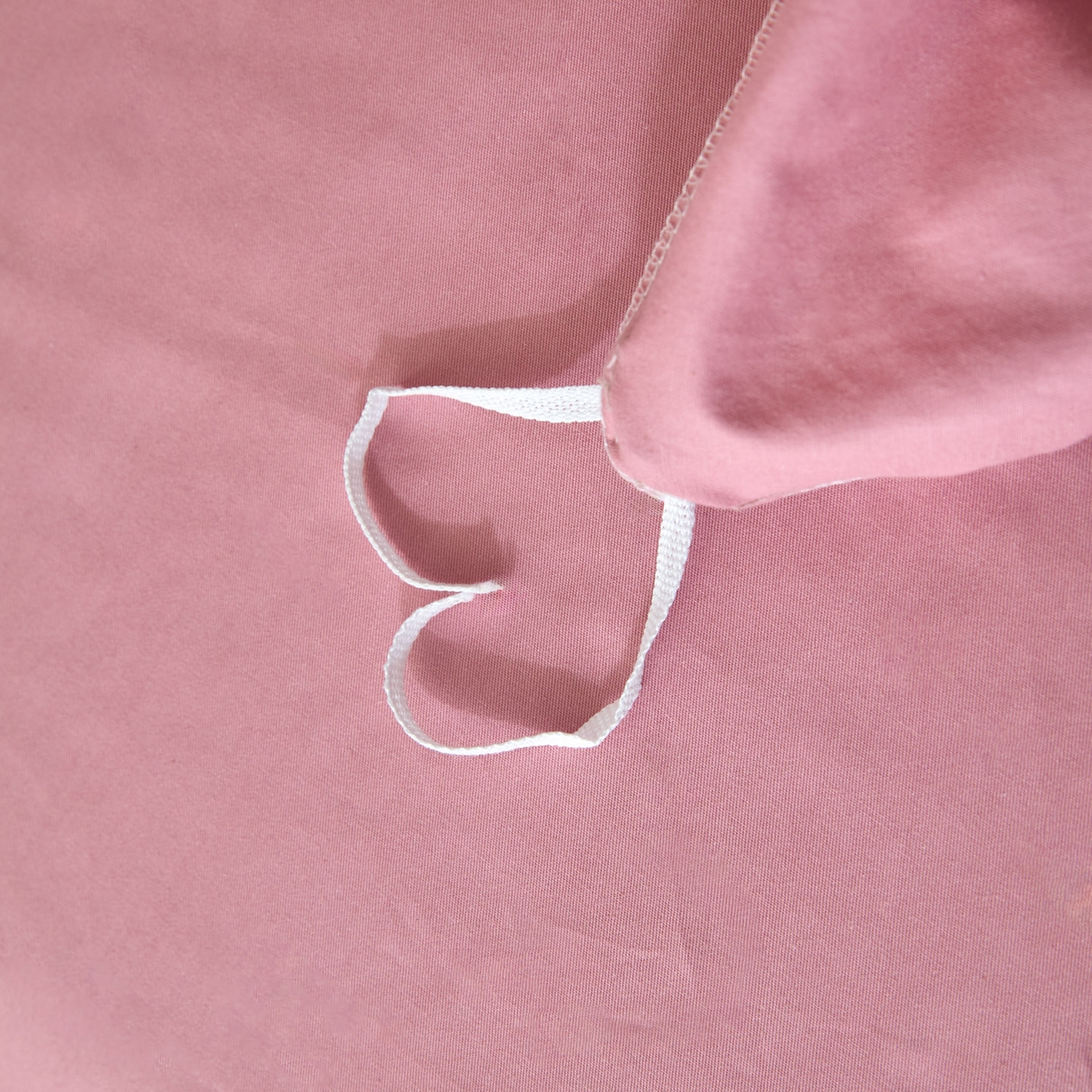 91家纺网 家纺一手货源 找家纺 泽西家纺+V17798841158发大图 2026新品A类全棉13376简约纯色双拼全棉四件套单被套枕套三件套 浅喜粉+暖豆沙