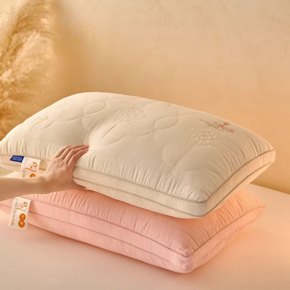 91家纺网 家纺一手货源 找家纺 （总）剑桥枕业 2025新款羊绒大豆枕头立体热熔枕芯绒感硬枕头