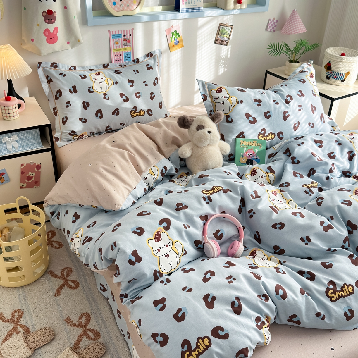 91家纺网 家纺一手货源 找家纺 乐童家纺 2026新款全棉网红直播爆款吊边一字绣工艺款四件套 豹纹奶喵-蓝