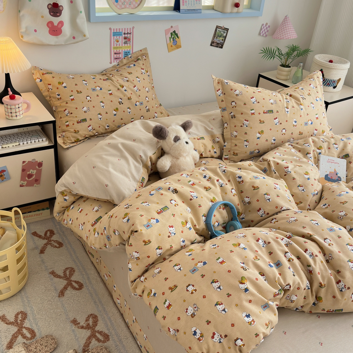 91家纺网 家纺一手货源 找家纺 乐童家纺 2026新款全棉网红直播爆款吊边一字绣工艺款四件套 凯蒂软糖咖