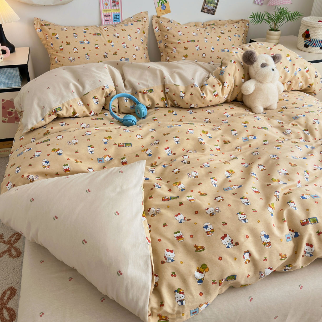 91家纺网 家纺一手货源 找家纺 乐童家纺 2026新款全棉网红直播爆款吊边一字绣工艺款四件套 凯蒂软糖咖