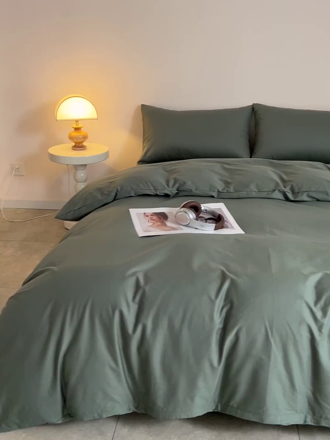 91家纺网 家纺一手货源 找家纺 泽西家纺+V17798841158发大图 2026新品A类全棉13376简约纯色双拼全棉四件套单被套枕套三件套 军绿