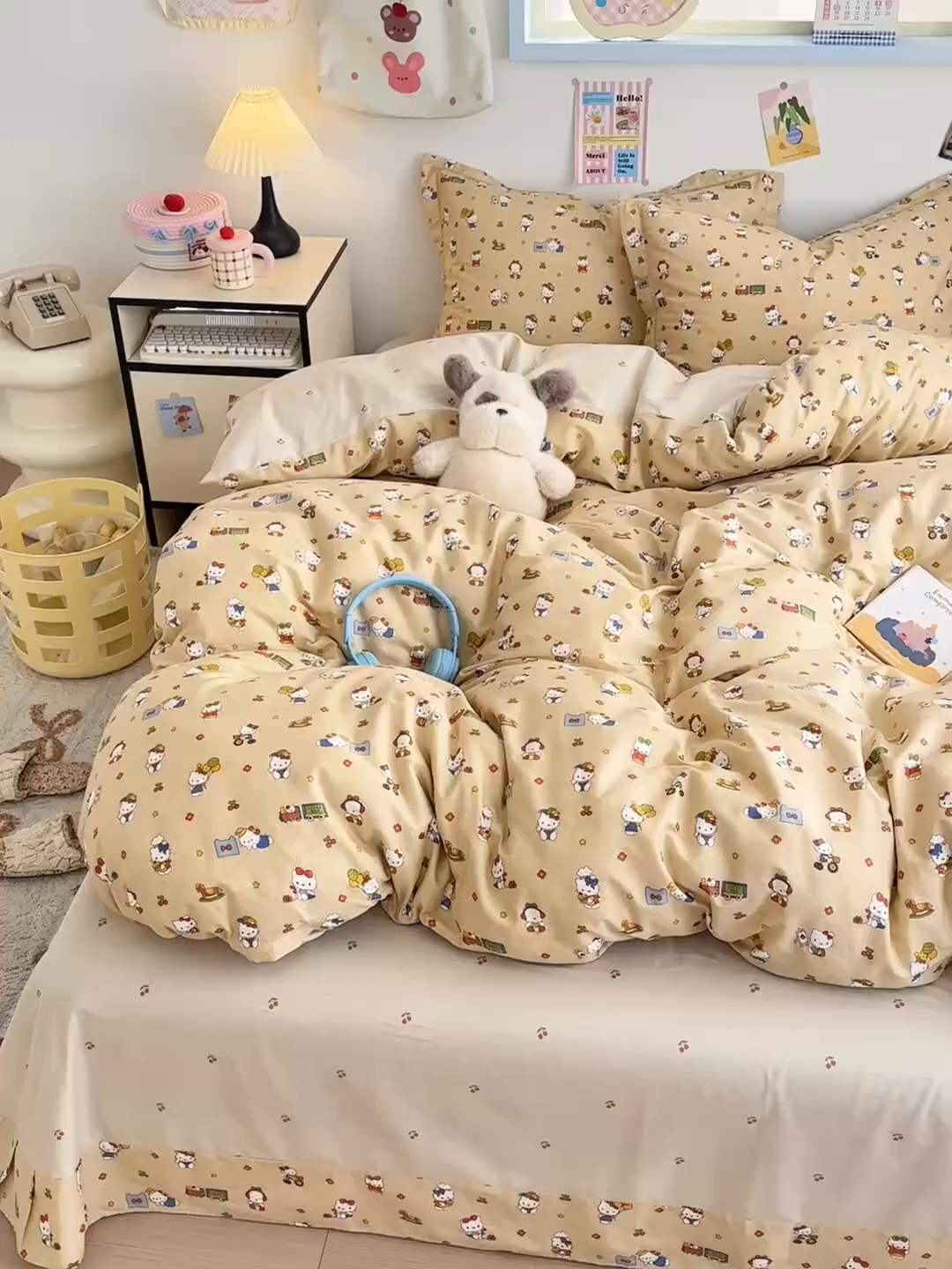 91家纺网 家纺一手货源 找家纺 乐童家纺 2026新款全棉网红直播爆款吊边一字绣工艺款四件套 凯蒂软糖咖