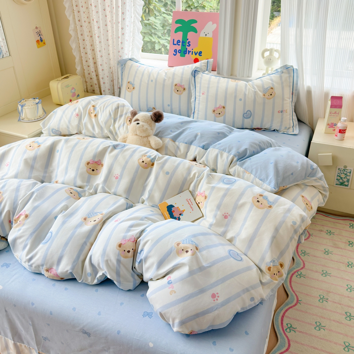 91家纺网 家纺一手货源 找家纺 乐童家纺 2026新款全棉网红直播爆款吊边一字绣工艺款四件套 快乐小熊