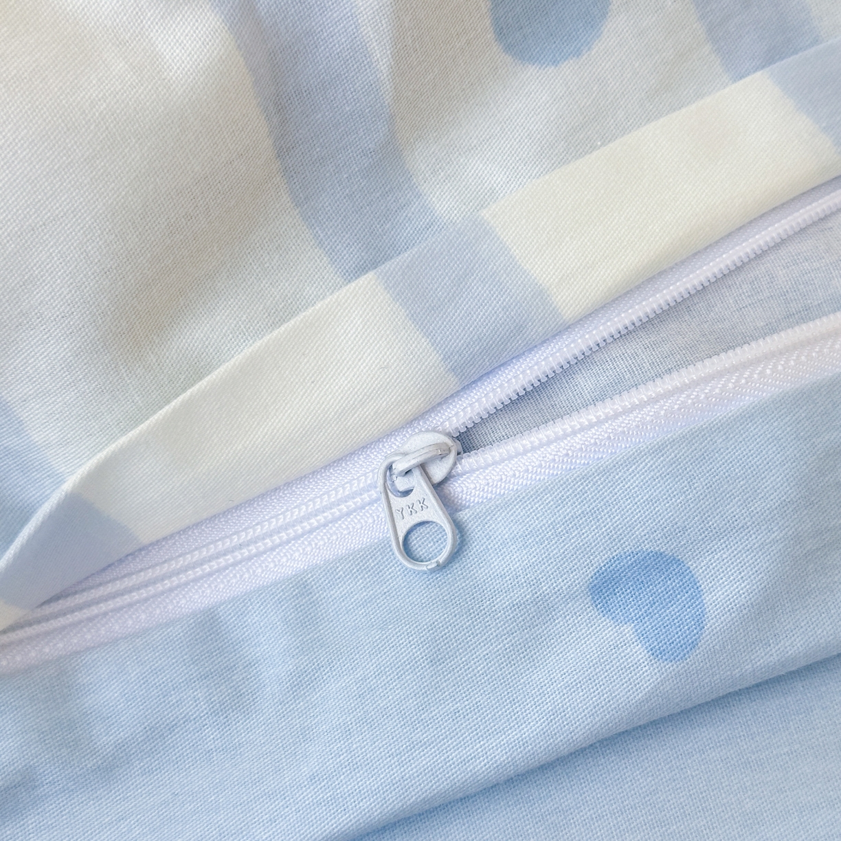 91家纺网 家纺一手货源 找家纺 乐童家纺 2026新款全棉网红直播爆款吊边一字绣工艺款四件套 快乐小熊