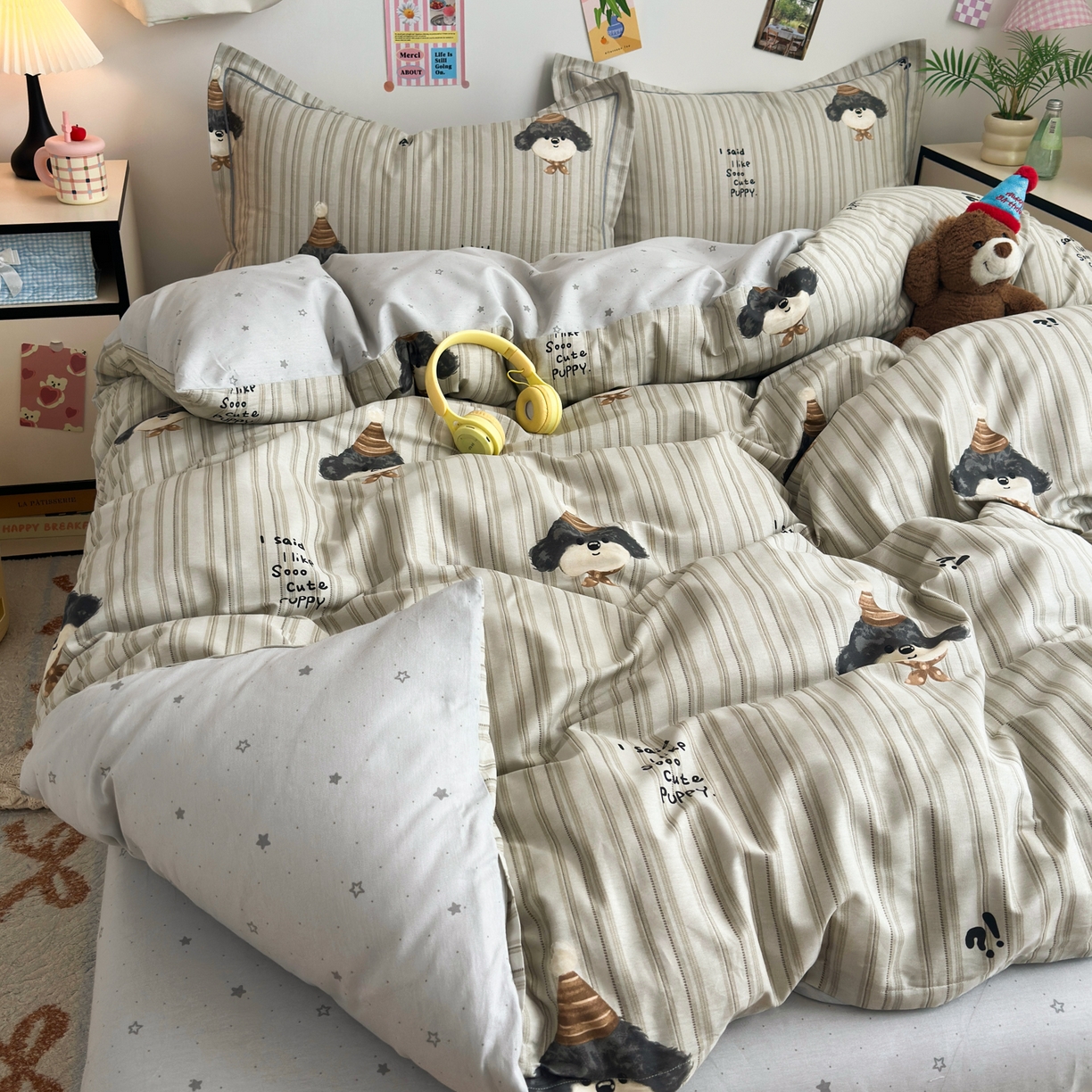 91家纺网 家纺一手货源 找家纺 乐童家纺 2026新款全棉网红直播爆款吊边一字绣工艺款四件套 帽子柯基