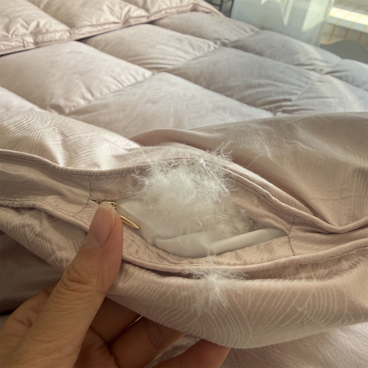 91家纺网 家纺一手货源 找家纺 御眠纺 2026新款高精密单层羽绒被壳 浪潮豆沙