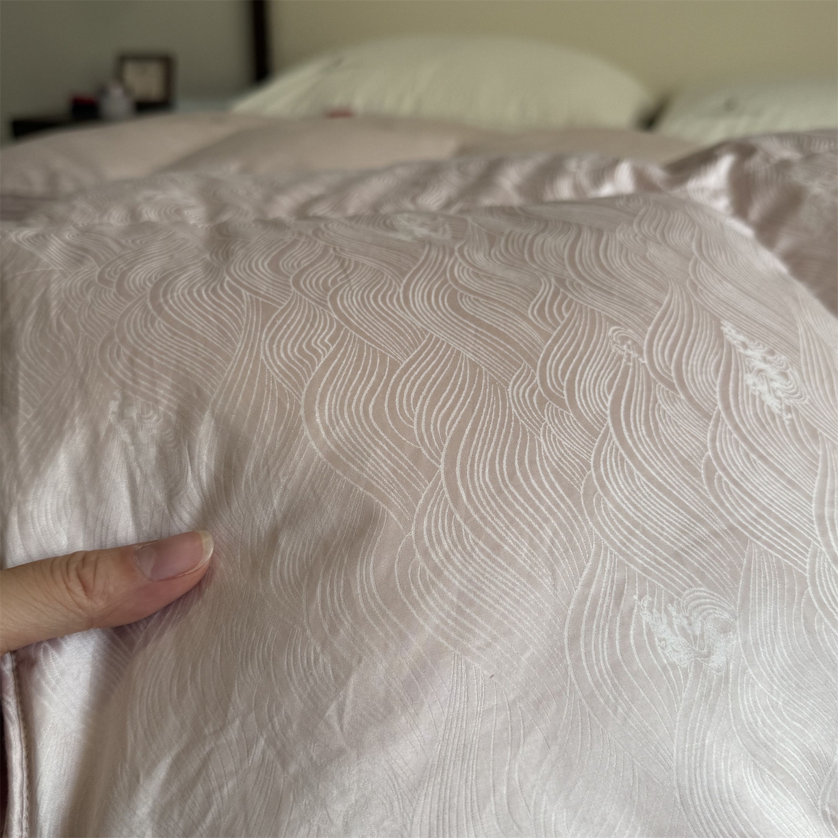 91家纺网 家纺一手货源 找家纺 御眠纺 2026新款高精密单层羽绒被壳 浪潮豆沙