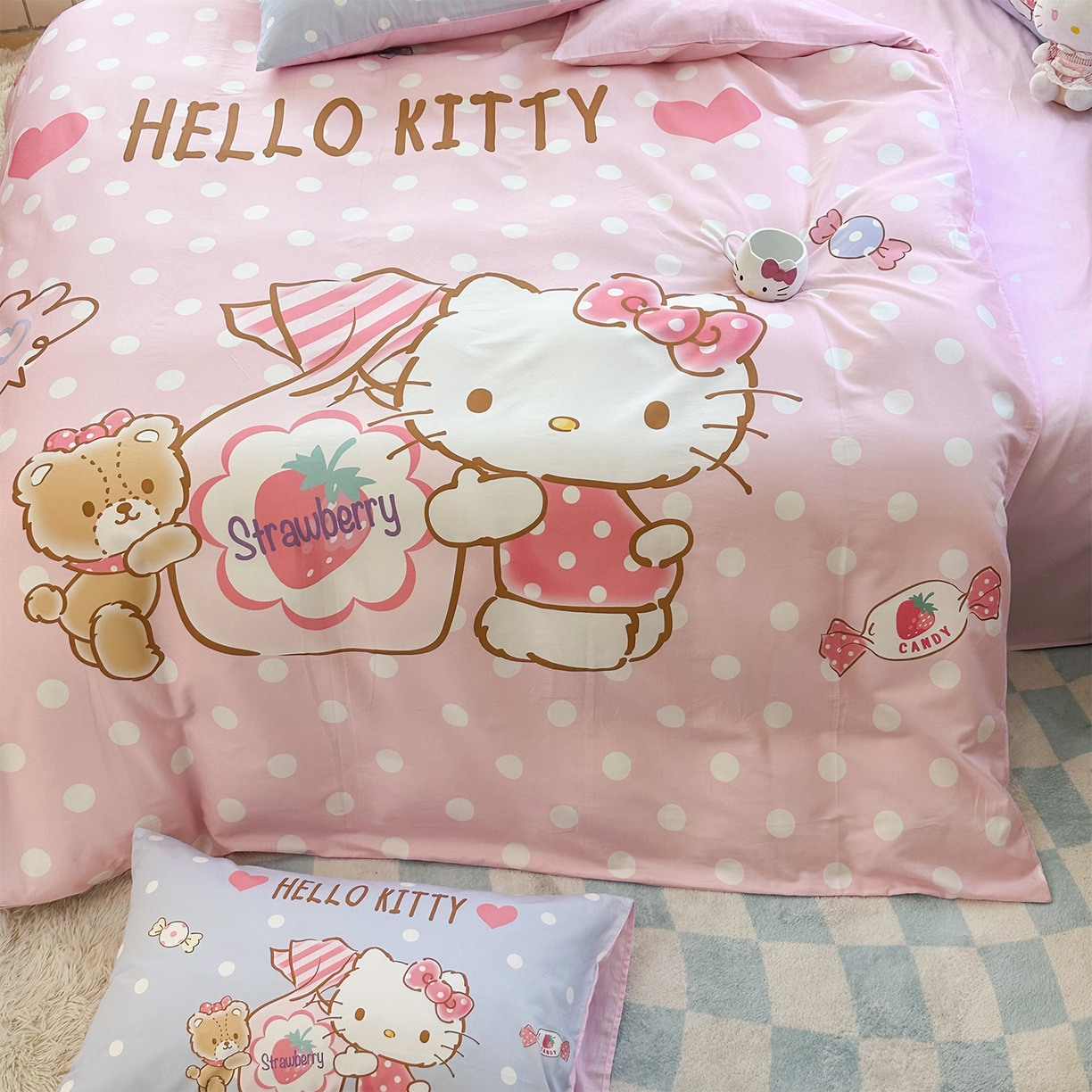 91家纺网 家纺一手货源 找家纺 玉元坊 2025新款正版授权三丽鸥系列全棉纯棉三四件套 基础款 草莓糖果凯蒂猫-基础款