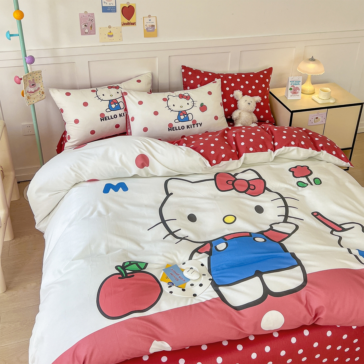 91家纺网 家纺一手货源 找家纺 玉元坊 2025新款正版授权三丽鸥系列全棉纯棉三四件套 基础款 苹果KT-基础款