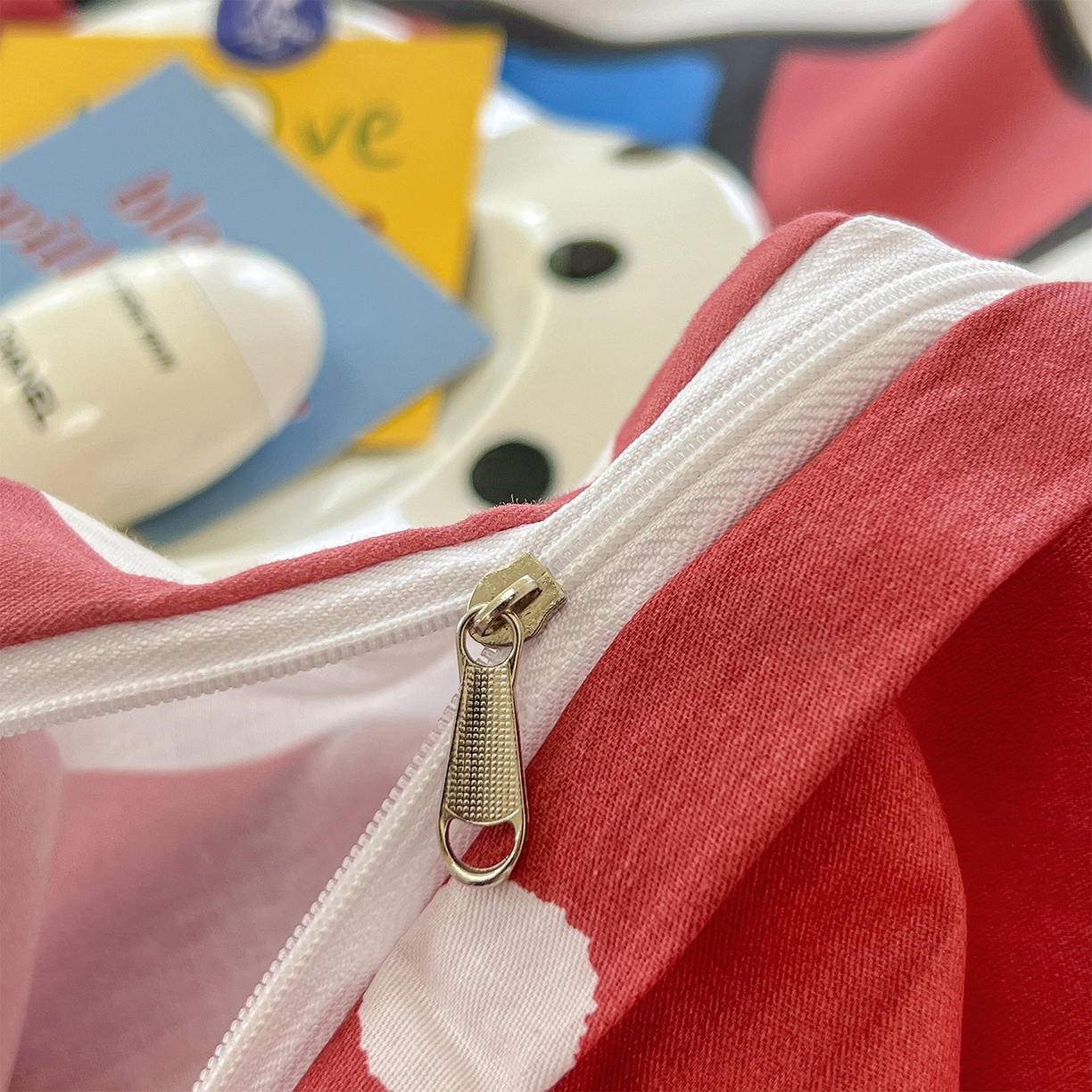 91家纺网 家纺一手货源 找家纺 玉元坊 2025新款正版授权三丽鸥系列全棉纯棉三四件套 基础款 苹果KT-基础款