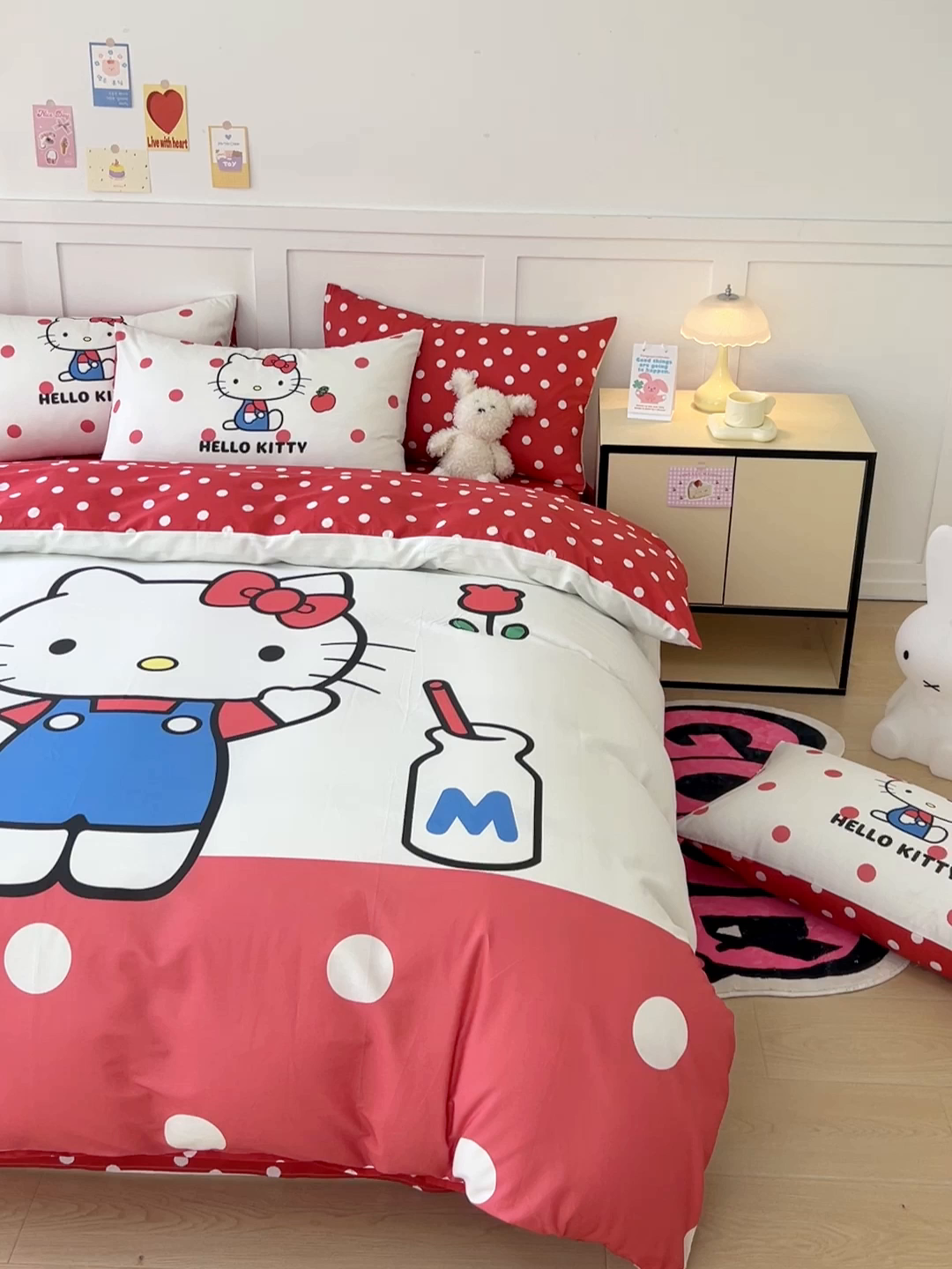 91家纺网 家纺一手货源 找家纺 玉元坊 2025新款正版授权三丽鸥系列全棉纯棉三四件套 基础款 苹果KT-基础款