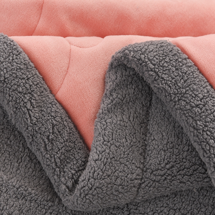 91家纺网 家纺一手货源 找家纺 恋绒家纺 2025新款三层牛奶绒夹棉毛毯复合盖毯直播外贸毯子 粉玉色