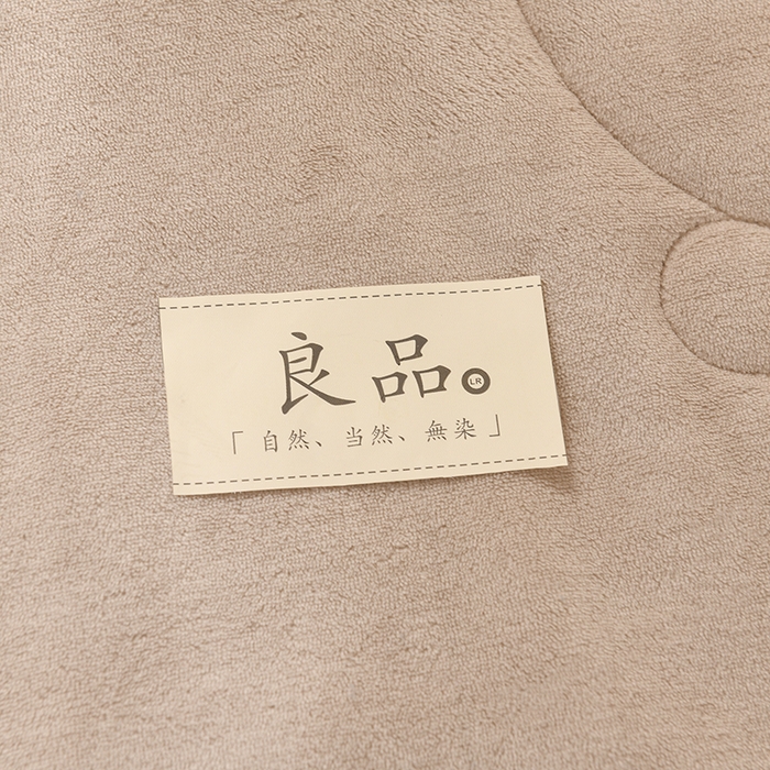 91家纺网 家纺一手货源 找家纺 恋绒家纺 2025新款三层牛奶绒夹棉毛毯复合盖毯直播外贸毯子 杏仁色