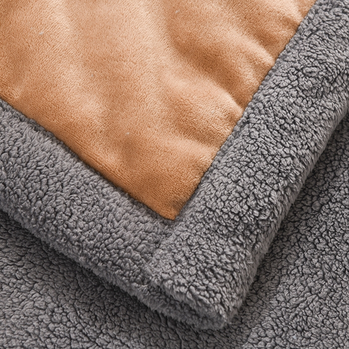 91家纺网 家纺一手货源 找家纺 恋绒家纺 2025新款三层牛奶绒夹棉毛毯复合盖毯直播外贸毯子 咖啡色