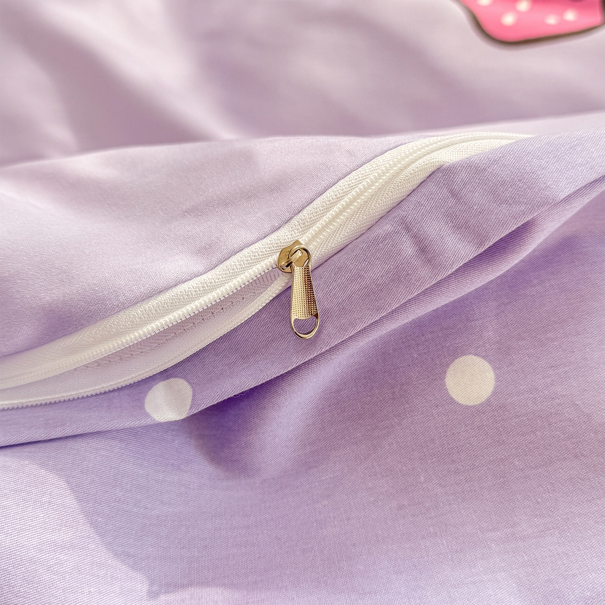 91家纺网 家纺一手货源 找家纺 玉元坊 2025新款正版授权三丽鸥系列全棉纯棉三四件套 基础款 草莓库洛米-基础款