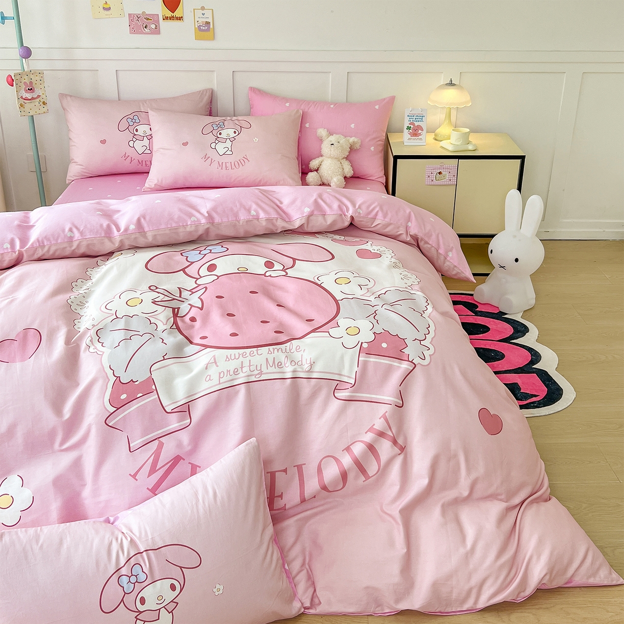 91家纺网 家纺一手货源 找家纺 玉元坊 2025新款正版授权三丽鸥系列全棉纯棉三四件套 基础款 粉兔草莓-基础款