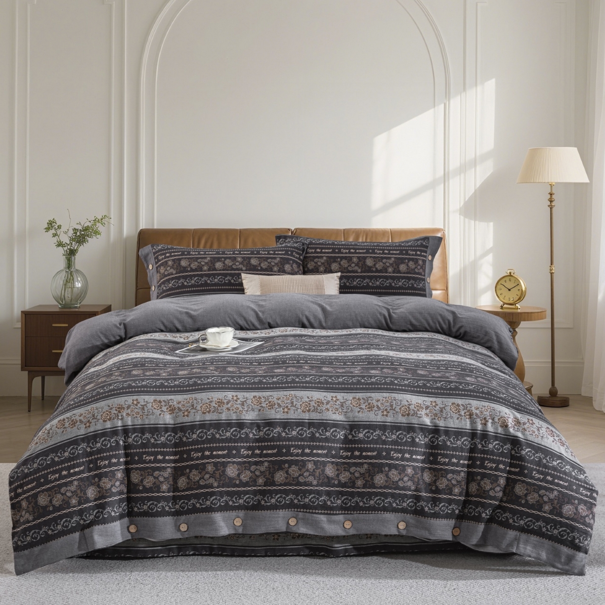 91家纺网 家纺一手货源 找家纺 （总）仰望棉麻双层纱供应链 2026新款全棉色织提花双层纱纽扣款四件套--冬日繁花灰