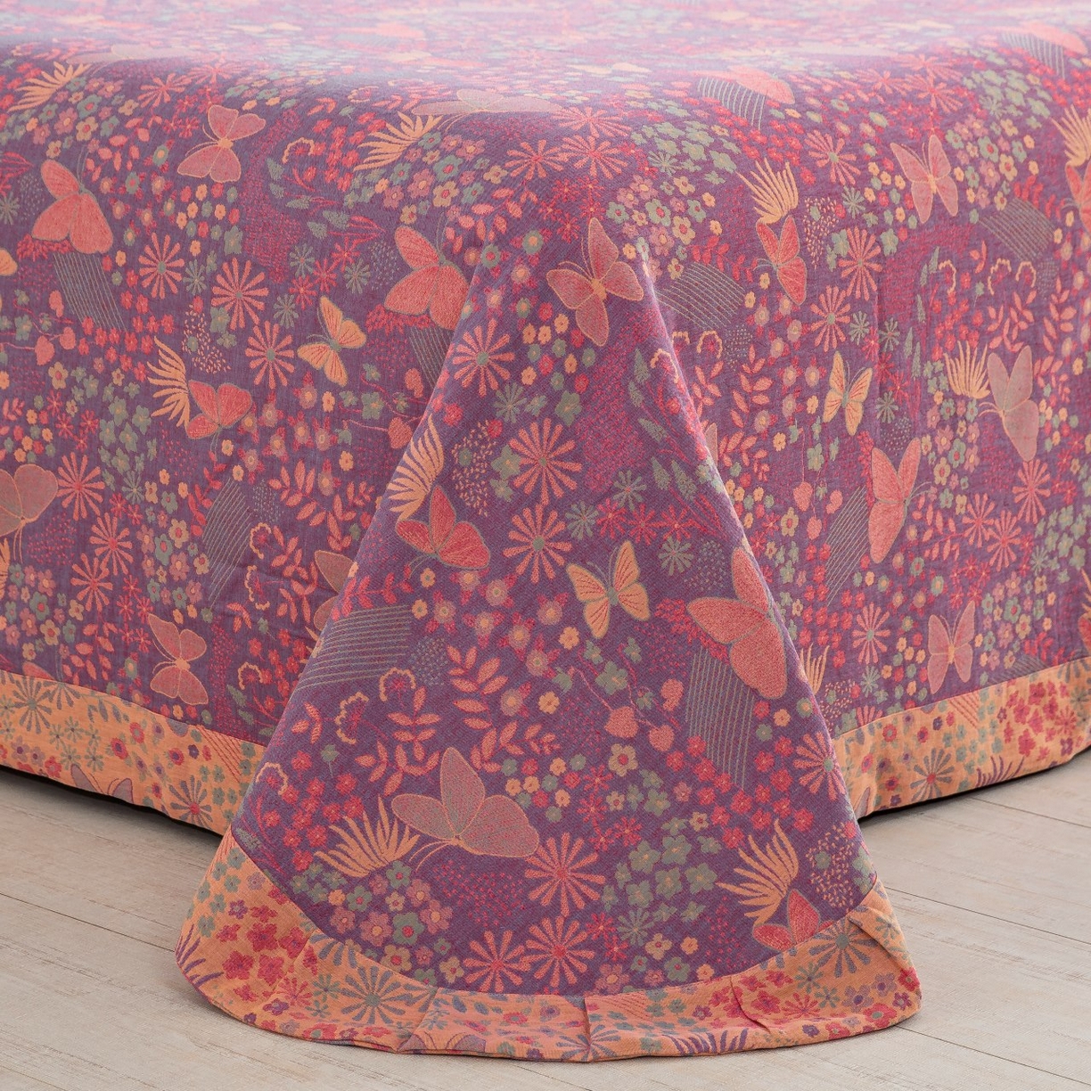 91家纺网 家纺一手货源 找家纺 （总）仰望棉麻双层纱供应链 2026新款全棉色织提花双层纱纽扣款四件套--蝶恋花-紫罗兰