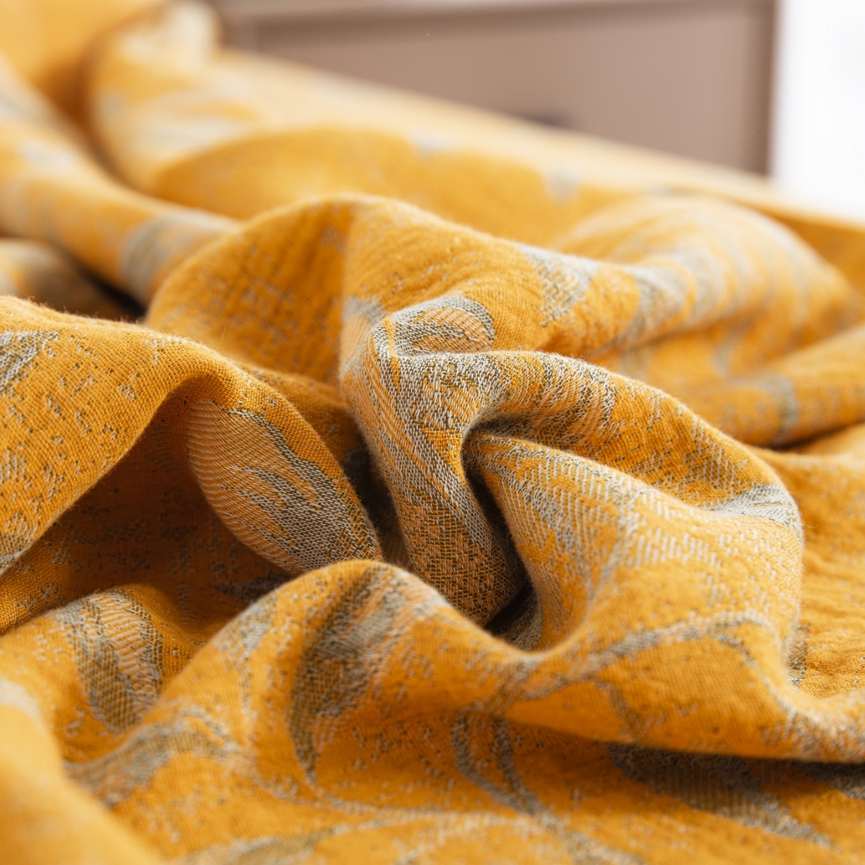 91家纺网 家纺一手货源 找家纺 仰望棉麻双层纱供应链 2026新款全棉色织提花纽扣款四件套--国色天香 国色天香-黄