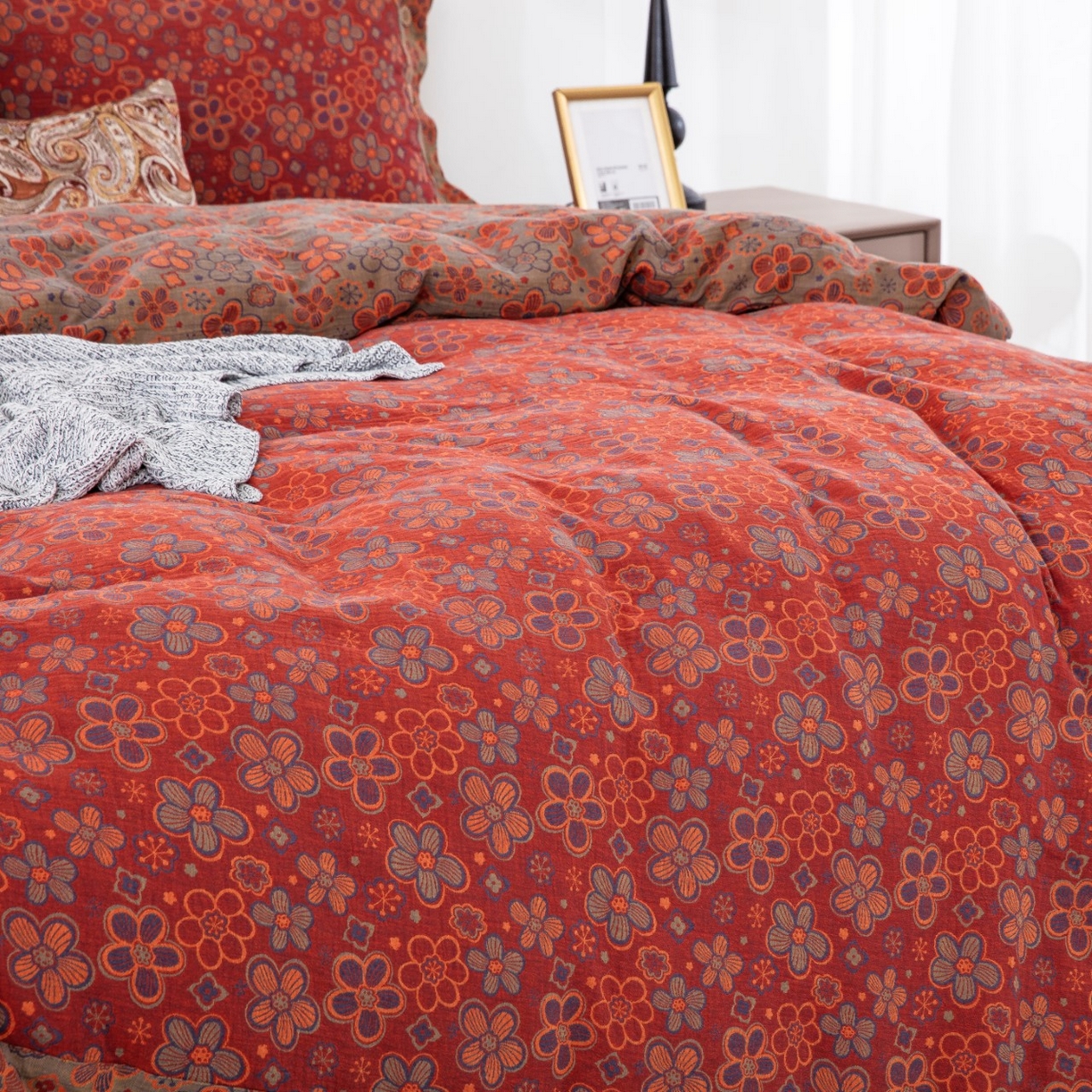 91家纺网 家纺一手货源 找家纺 （总）仰望棉麻双层纱供应链 2026新款全棉色织提花纽扣款四件套--马丽亚-酒红