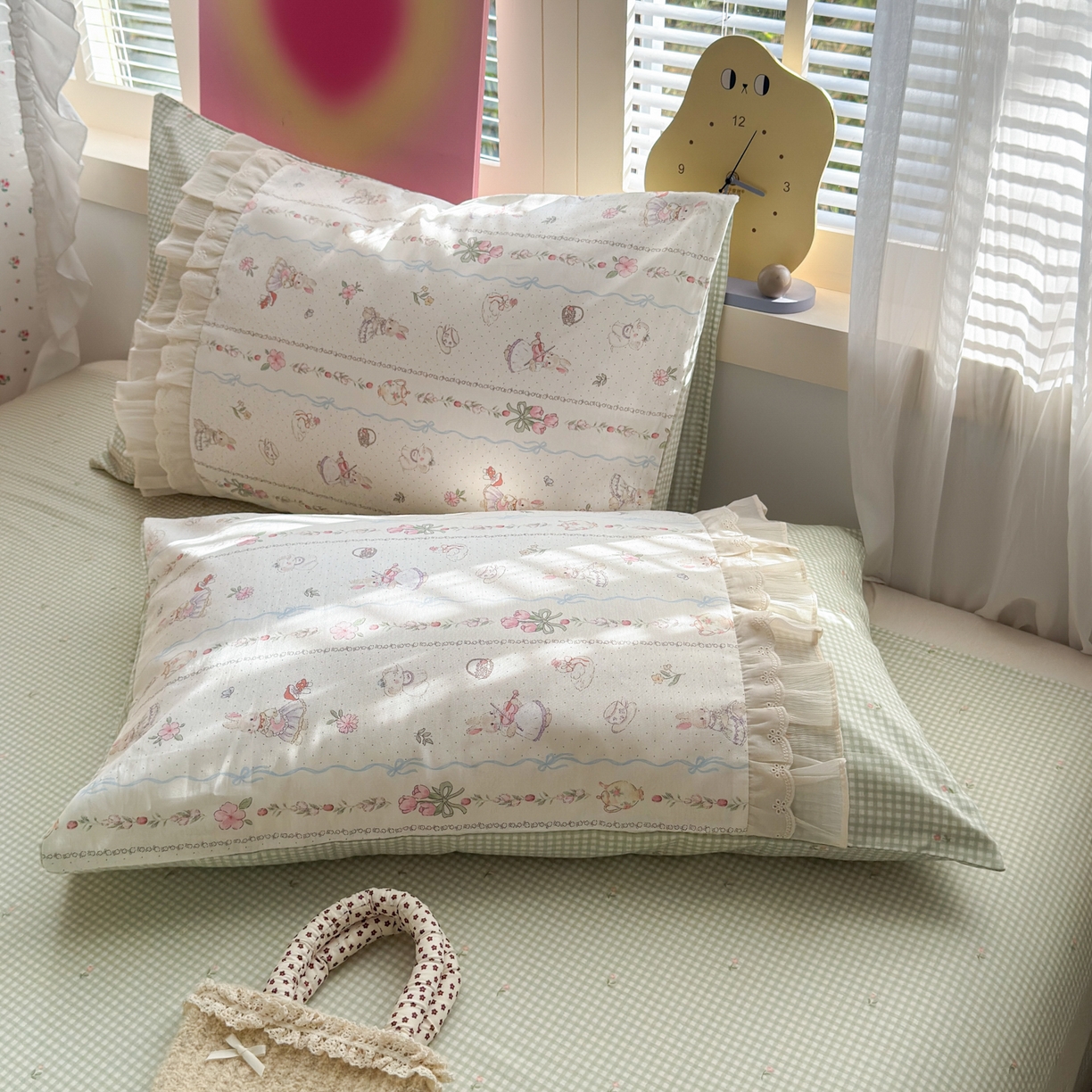91家纺网 家纺一手货源 找家纺 乐童家纺 2026新款全棉纯棉拼接花边小清新工艺款四件套 春日小兔
