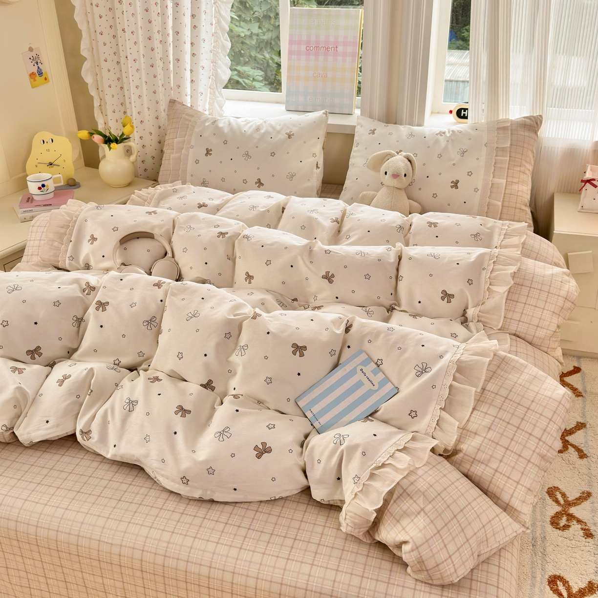 91家纺网 家纺一手货源 找家纺 乐童家纺 2026新款全棉纯棉拼接花边小清新工艺款四件套 凯莉梦境