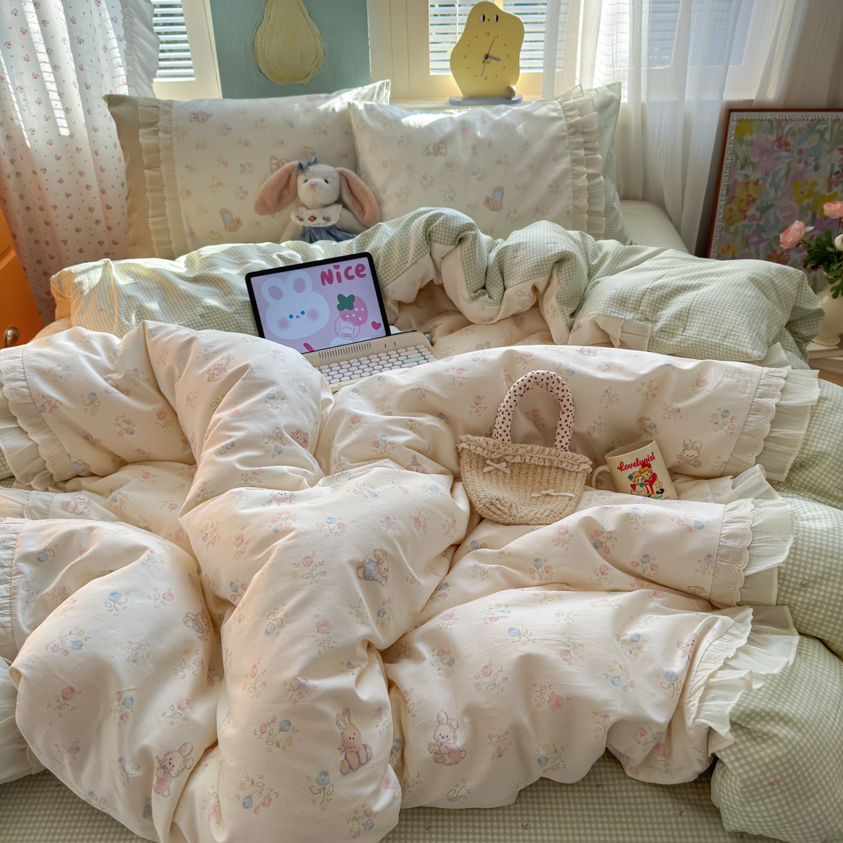 91家纺网 家纺一手货源 找家纺 乐童家纺 2026新款全棉纯棉拼接花边小清新工艺款四件套 浪花轻歌