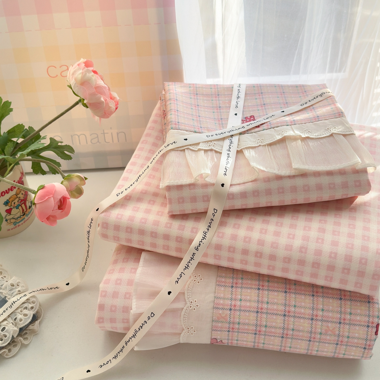 91家纺网 家纺一手货源 找家纺 乐童家纺 2026新款全棉纯棉拼接花边小清新工艺款四件套 梦境手账