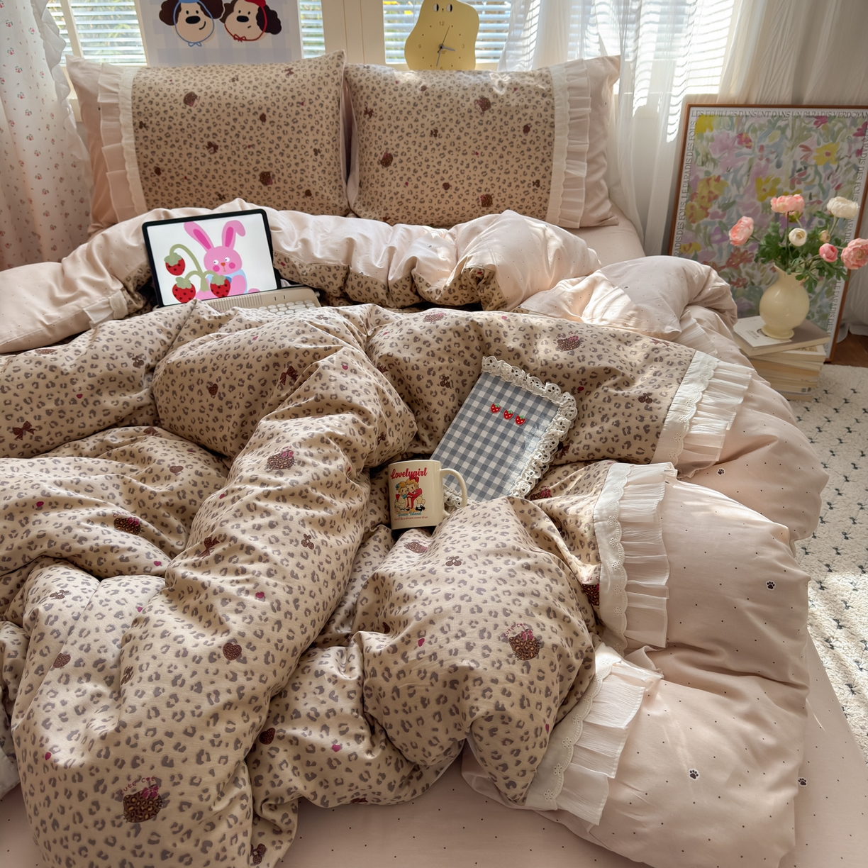 91家纺网 家纺一手货源 找家纺 乐童家纺 2026新款全棉纯棉拼接花边小清新工艺款四件套 千禧少女咖