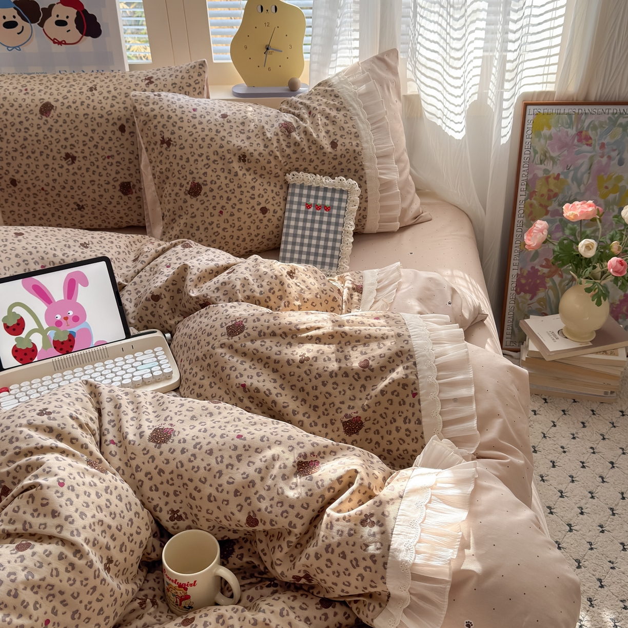 91家纺网 家纺一手货源 找家纺 乐童家纺 2026新款全棉纯棉拼接花边小清新工艺款四件套 千禧少女咖