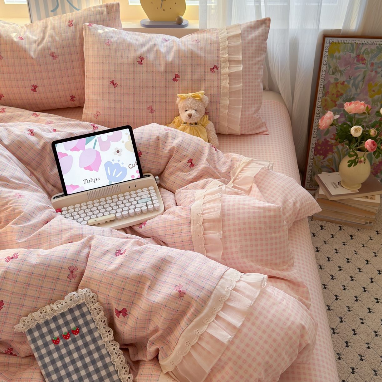 91家纺网 家纺一手货源 找家纺 乐童家纺 2026新款全棉纯棉拼接花边小清新工艺款四件套 梦境手账