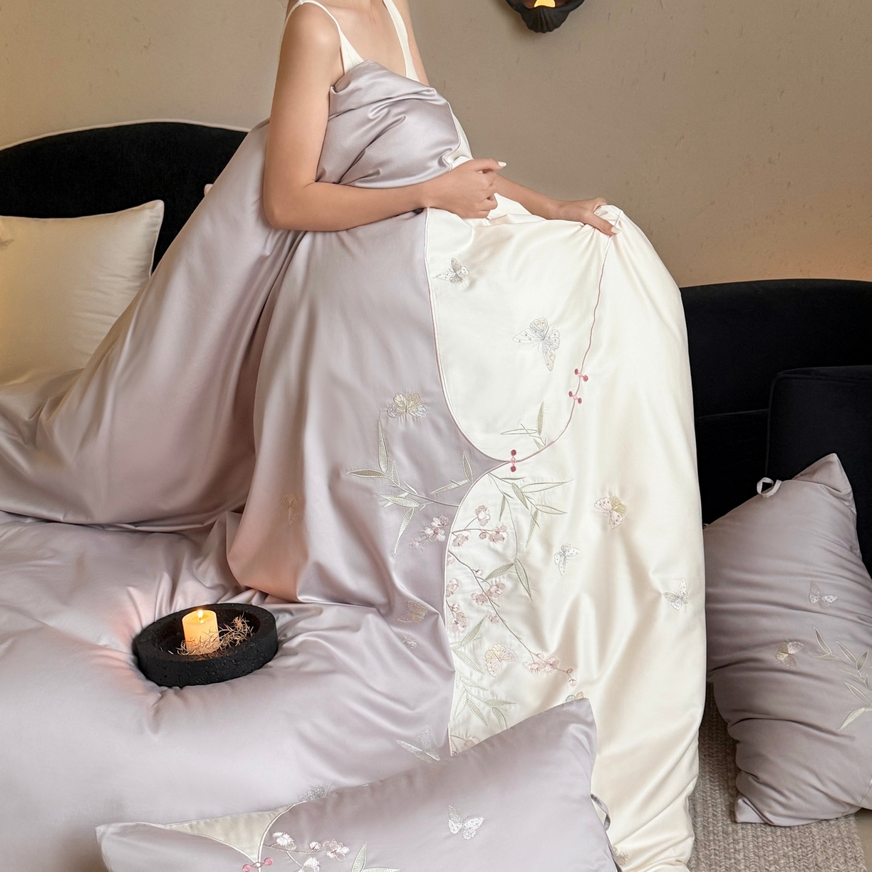 91家纺网 家纺一手货源 找家纺 鹿班家居 2026新款100S长绒棉纯棉精密刺绣系列四件套-花影摇曳 花影摇曳-紫色(标准会员-20元)