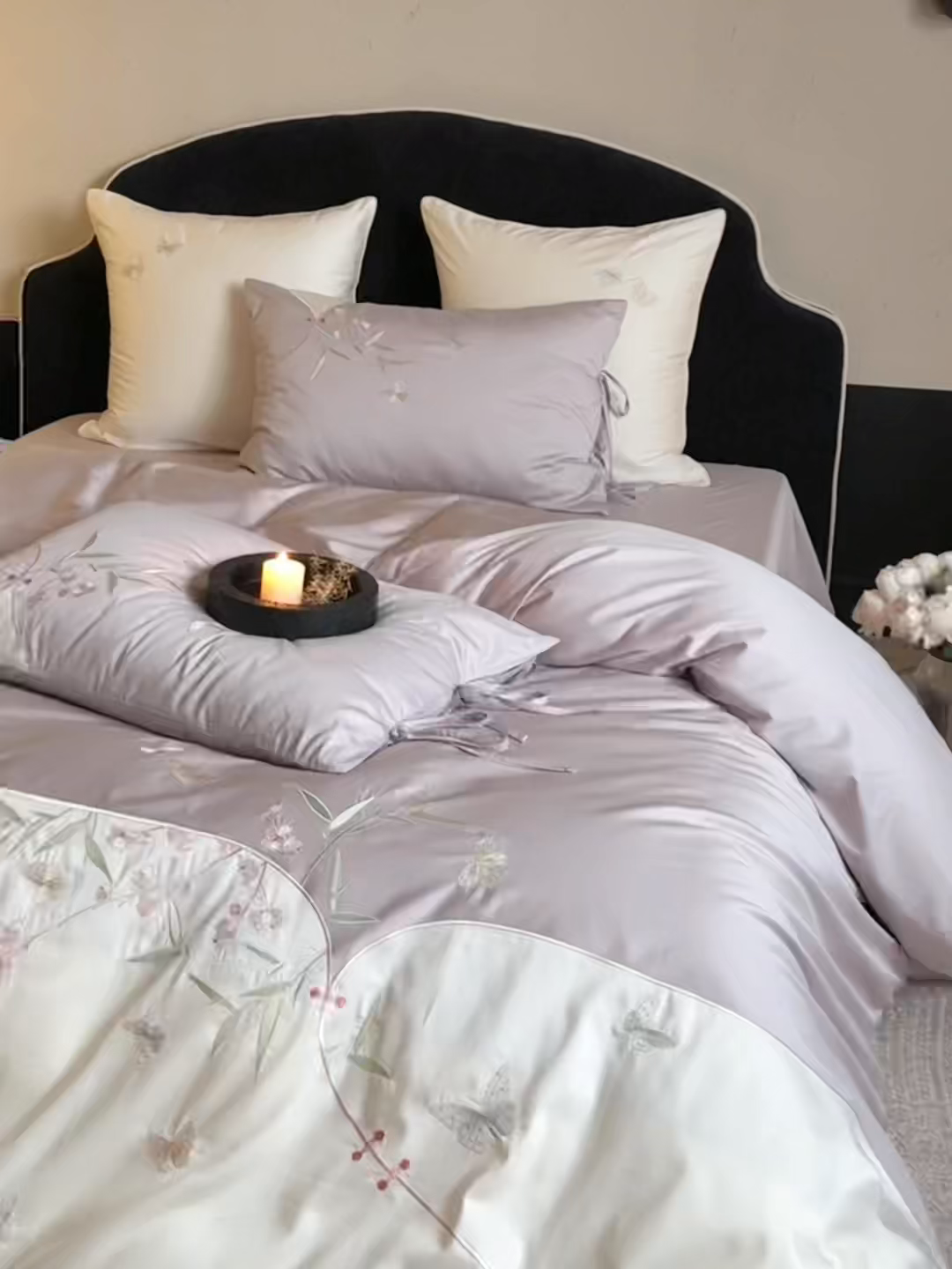 91家纺网 家纺一手货源 找家纺 鹿班家居 2026新款100S长绒棉纯棉精密刺绣系列四件套-花影摇曳 花影摇曳-紫色(标准会员-20元)