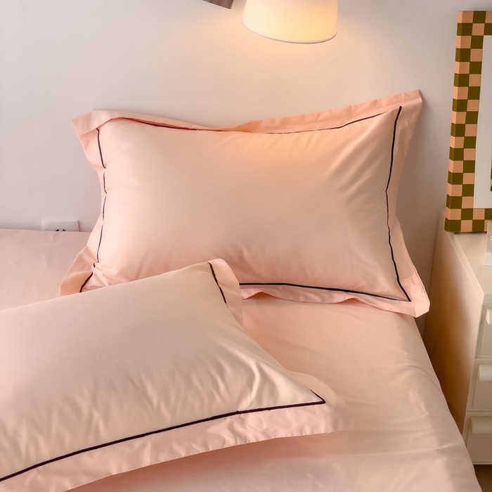 91家纺网 家纺一手货源 找家纺 锦彩家居 2026新款40支正宗13372双拼纯色全棉四件套酒店宾馆民宿学生三件套（可定制）标准号的床单是圆角吊边；小号和加大的床单都是直角 蜜桃粉