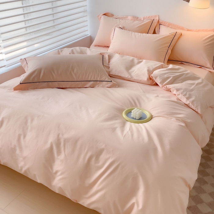 91家纺网 家纺一手货源 找家纺 锦彩家居 2026新款40支正宗13372双拼纯色全棉四件套酒店宾馆民宿学生三件套（可定制）标准号的床单是圆角吊边；小号和加大的床单都是直角 蜜桃粉