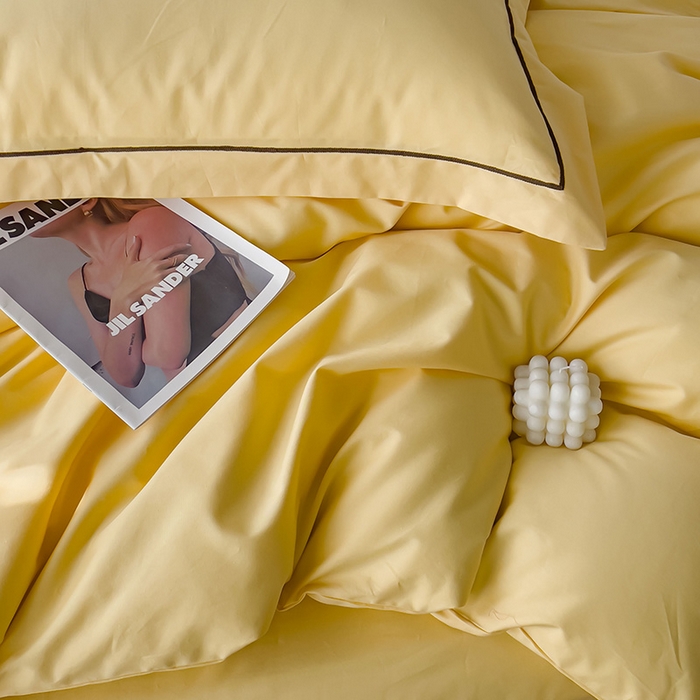 91家纺网 家纺一手货源 找家纺 锦彩家居 2026新款40支正宗13372双拼纯色全棉四件套酒店宾馆民宿学生三件套（可定制）标准号的床单是圆角吊边；小号和加大的床单都是直角 初黄