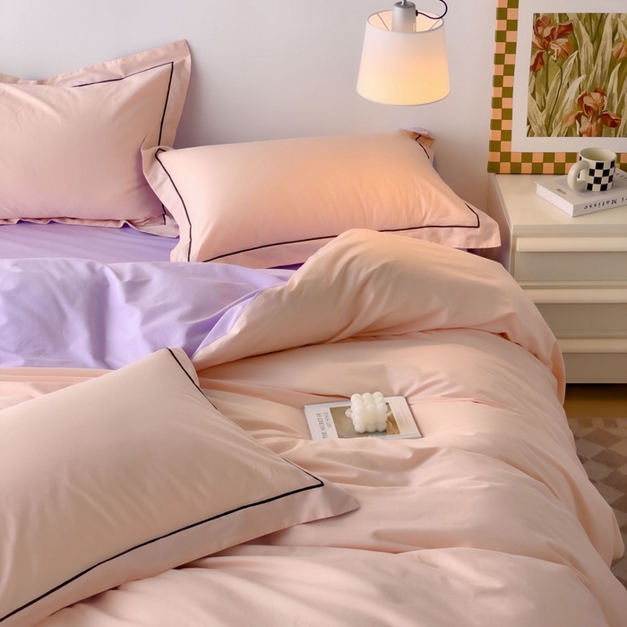 91家纺网 家纺一手货源 找家纺 锦彩家居 2026新款40支正宗13372双拼纯色全棉四件套酒店宾馆民宿学生三件套（可定制）标准号的床单是圆角吊边；小号和加大的床单都是直角 蜜桃粉-浅紫