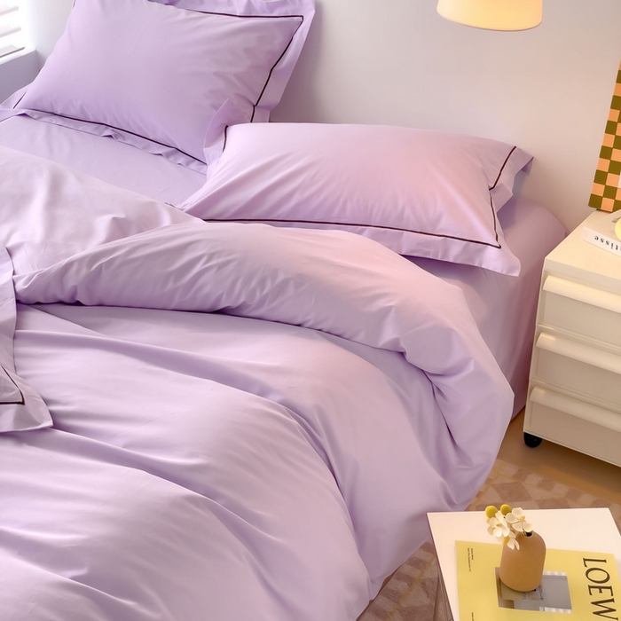 91家纺网 家纺一手货源 找家纺 锦彩家居 2026新款40支正宗13372双拼纯色全棉四件套酒店宾馆民宿学生三件套（可定制）标准号的床单是圆角吊边；小号和加大的床单都是直角 浅紫